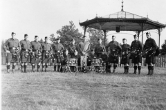 Canadian black watch band. Louis expo. June 1 1944