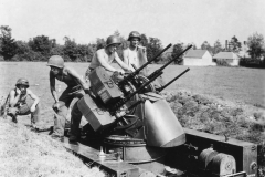 anti aircraft gun near our lab. strip 16. Aug 1944. England.