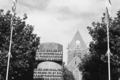 st mere Sainte-MÃ¨re-Ã‰glise where paratroopers landed. one stuck on c