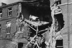 table refuses to leave the building. Germany. march 1945